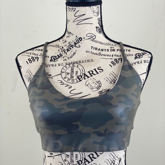 Electric Yoga Camo Sports Bra Stephanie Bohbot - Picture 8 of 11